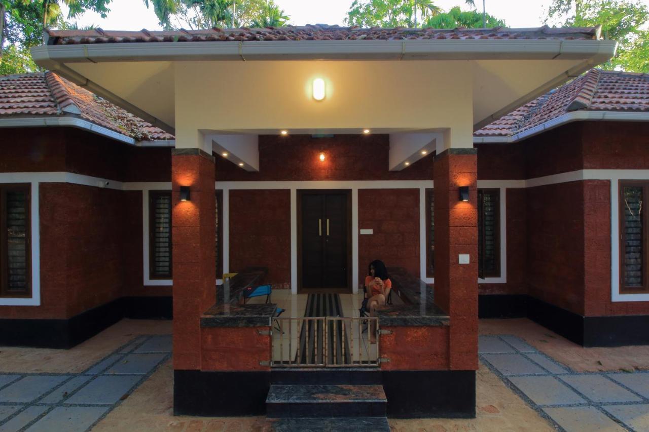 Tall Trees - Modern Forest Villa In Wayanad 苏丹巴特利 外观 照片